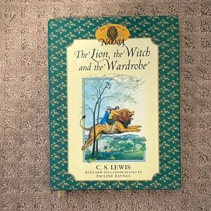 : The Lion, the Witch and the Wardrobe Book